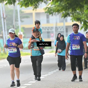 Runner Photo 8346402