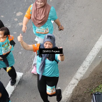 Runner Photo 8346420
