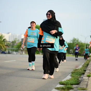 Runner Photo 8346425
