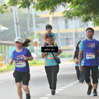 Runner Photo 8346446