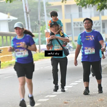 Runner Photo 8346449