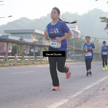 Runner Photo 8346459