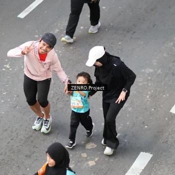 Runner Photo 8346461