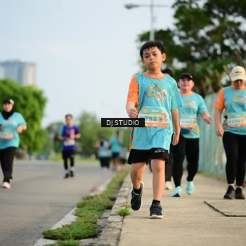 Runner Photo 8346464