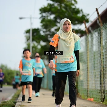 Runner Photo 8346465