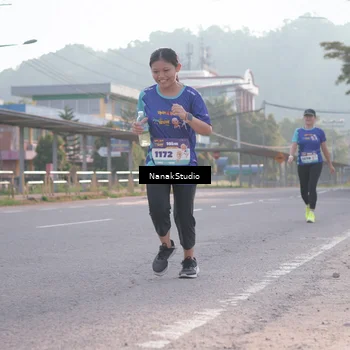 Runner Photo 8346476