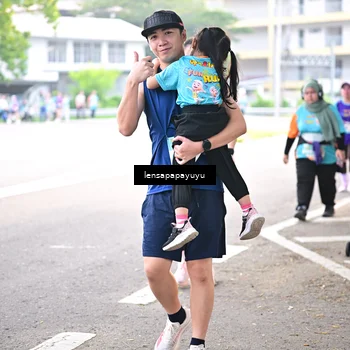 Runner Photo 8346479