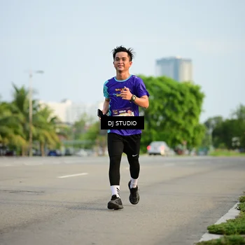 Runner Photo 8346503