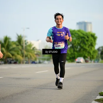 Runner Photo 8346504