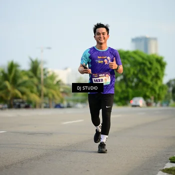 Runner Photo 8346517
