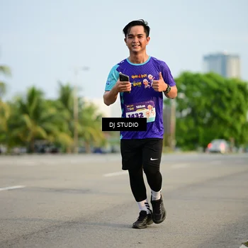 Runner Photo 8346519