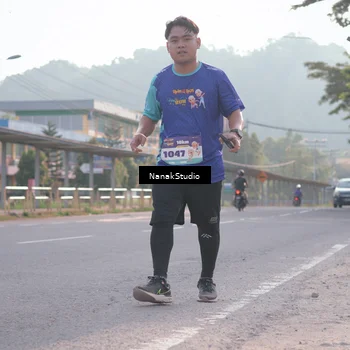 Runner Photo 8346555