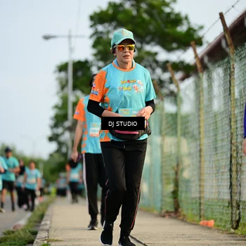 Runner Photo 8346560