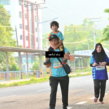 Runner Photo 8346570