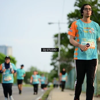 Runner Photo 8346574