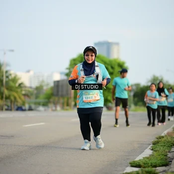 Runner Photo 8346579