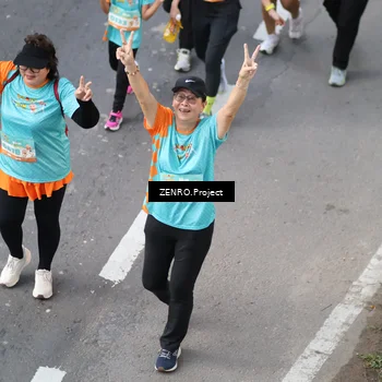 Runner Photo 8346598