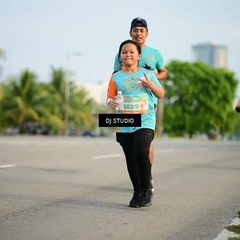 Runner Photo 8346624