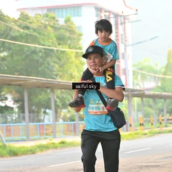 Runner Photo 8346630