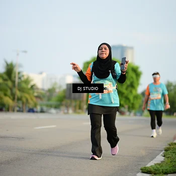 Runner Photo 8346652