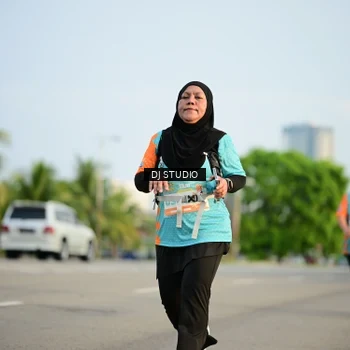Runner Photo 8346665
