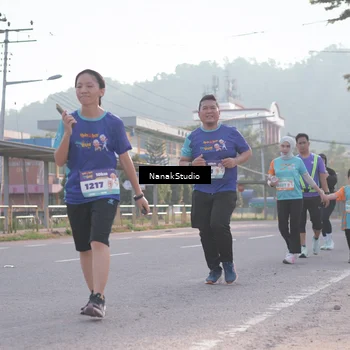 Runner Photo 8346671