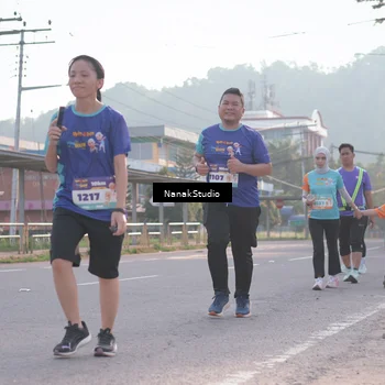Runner Photo 8346678