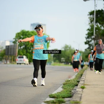 Runner Photo 8346689