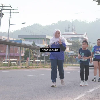 Runner Photo 8346716