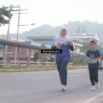 Runner Photo 8346720