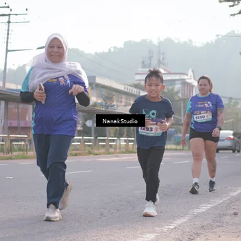 Runner Photo 8346722