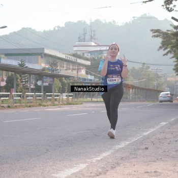 Runner Photo 8346742