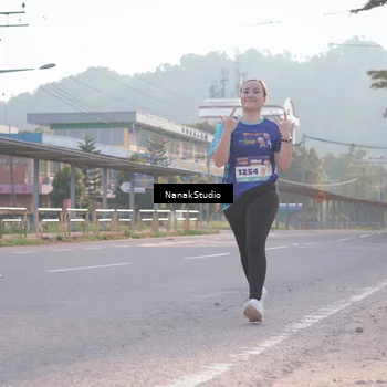 Runner Photo 8346745