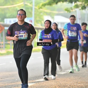Runner Photo 8346749