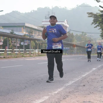 Runner Photo 8346752