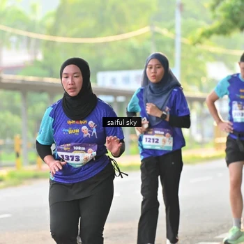 Runner Photo 8346767