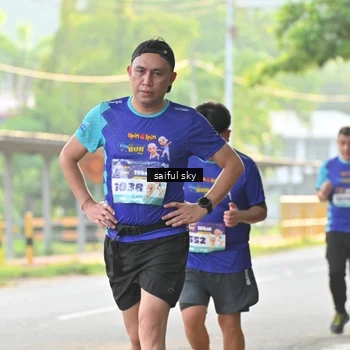Runner Photo 8346790