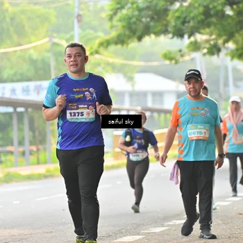 Runner Photo 8346799