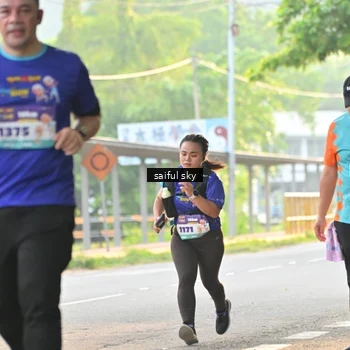 Runner Photo 8346801