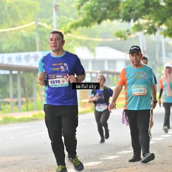 Runner Photo 8346806