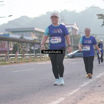 Runner Photo 8346812