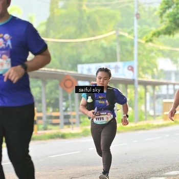 Runner Photo 8346816