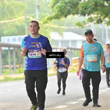 Runner Photo 8346820
