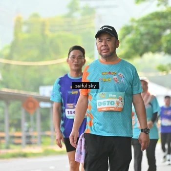 Runner Photo 8346826