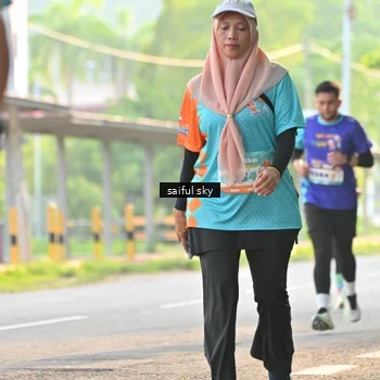 Runner Photo 8346842