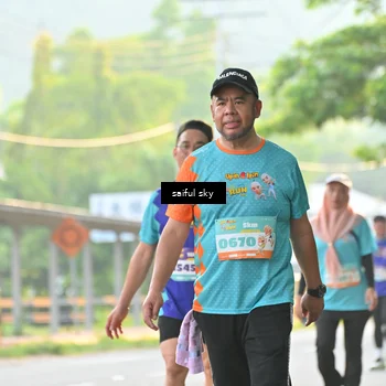 Runner Photo 8346843