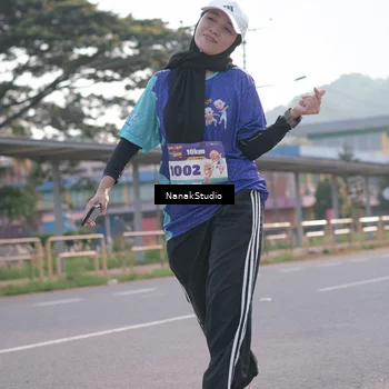 Runner Photo 8346849