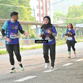Runner Photo 8346880
