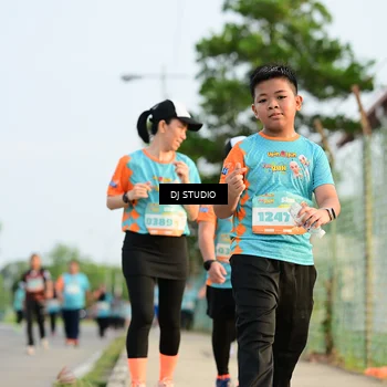 Runner Photo 8346902