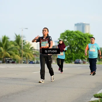 Runner Photo 8346940
